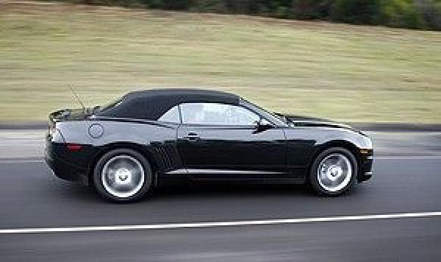  Chevrolet Camaro Convertible 2008 года  (фото 2 из 2)